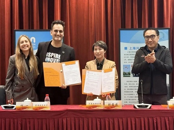 国际化办学再谱新篇